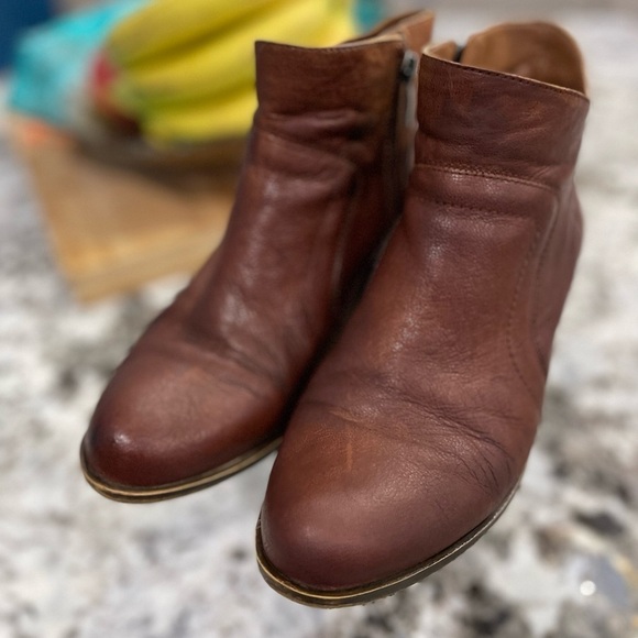 Lucky Brand Leather Boots woman’s size 9 - Picture 6 of 16